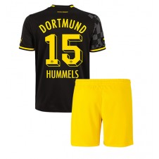 Borussia Dortmund Mats Hummels #15 Bortedraktsett Barn 2022-23 Kortermet (+ korte bukser)